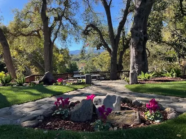 10601 Madera DR, Cupertino, CA 95014