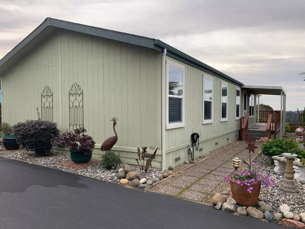 Watsonville, CA 95076,270 Hames RD