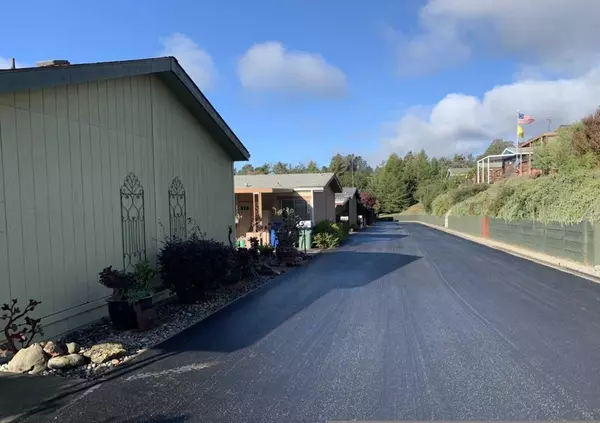 Watsonville, CA 95076,270 Hames RD