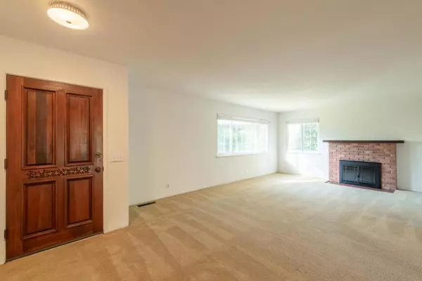 Carmel, CA 93921,2 E of Torres AVE