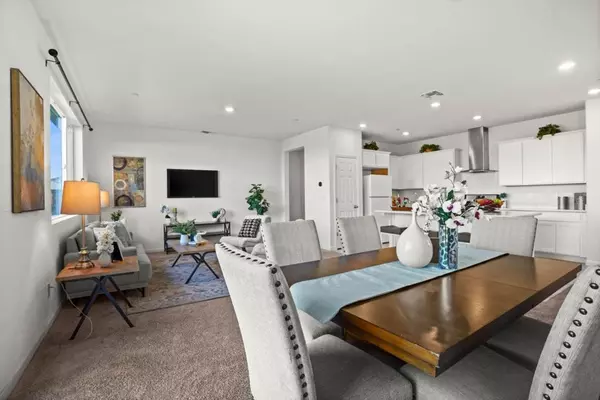 Sacramento, CA 95829,8189 Scrimshaw WAY