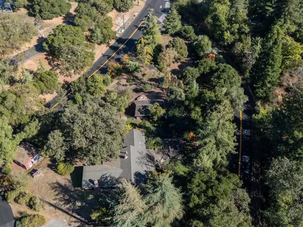 Los Altos Hills, CA 94022,25310 Elena RD