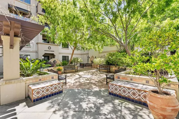 San Carlos, CA 94070,633 Elm ST #406