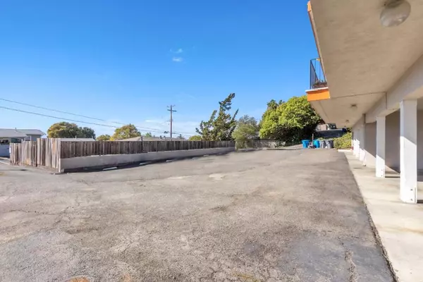 Vallejo, CA 94590,110 Hilborn ST