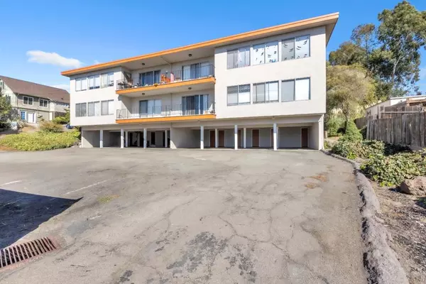 Vallejo, CA 94590,110 Hilborn ST