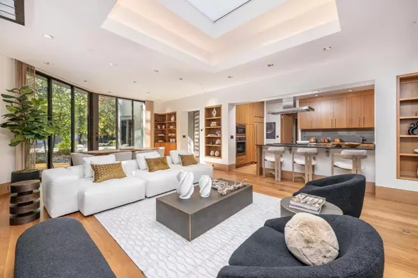 94 YALE RD, Menlo Park, CA 94025