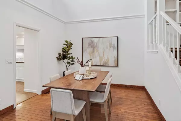 Sunnyvale, CA 94087,490 Ives TER