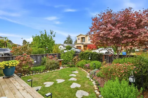 Capitola, CA 95010,4570 Jewel ST