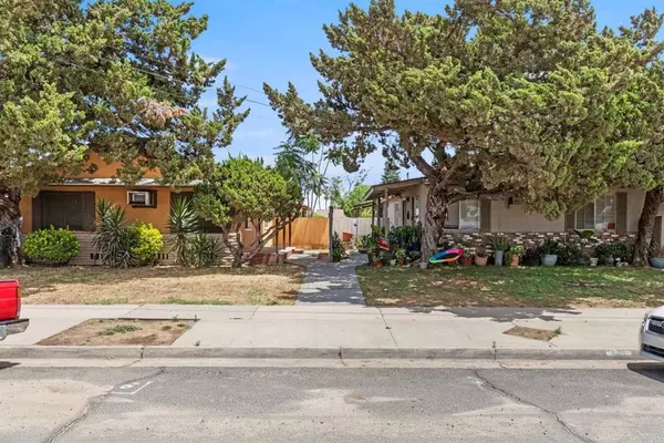 Modesto, CA 95351,916 Middlecoff AVE