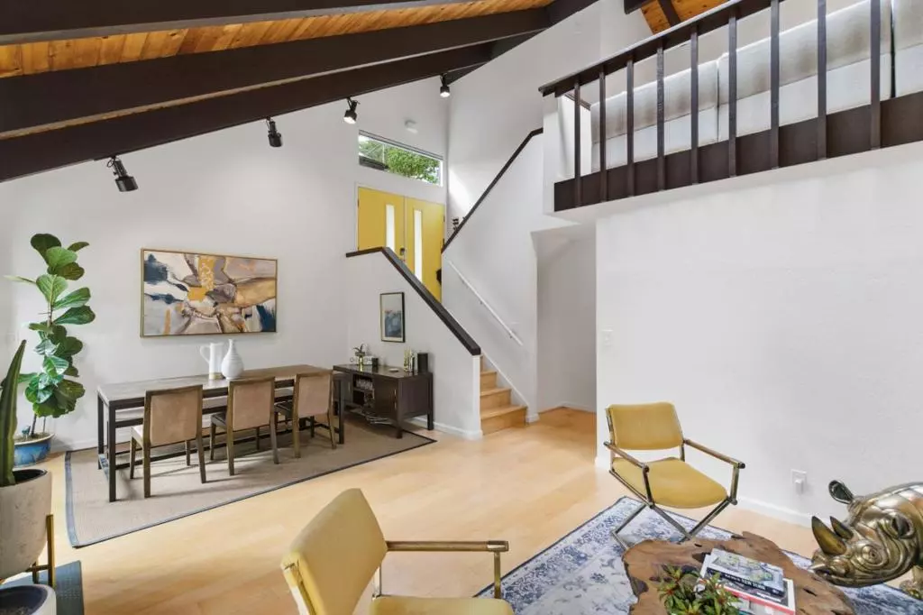 Oakland, CA 94611,2343 Arrowhead DR