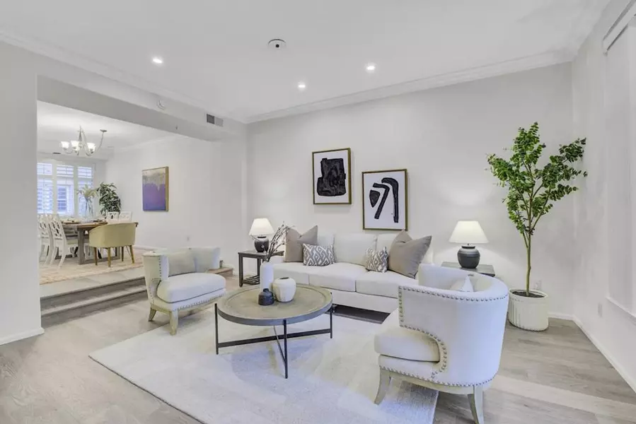 441 Camille CIR #13, San Jose, CA 95134