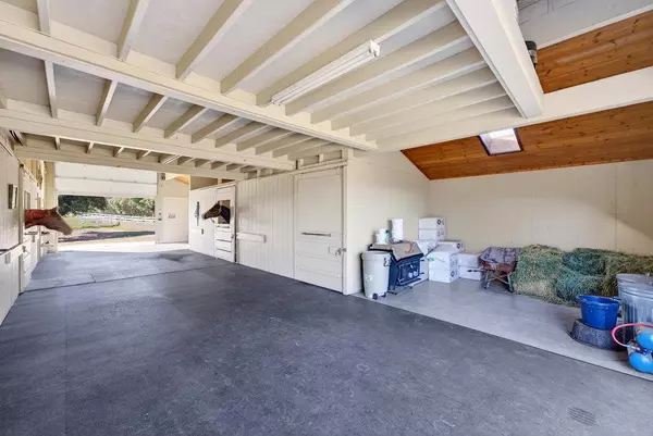 Santa Cruz, CA 95065,3485 Stable LN