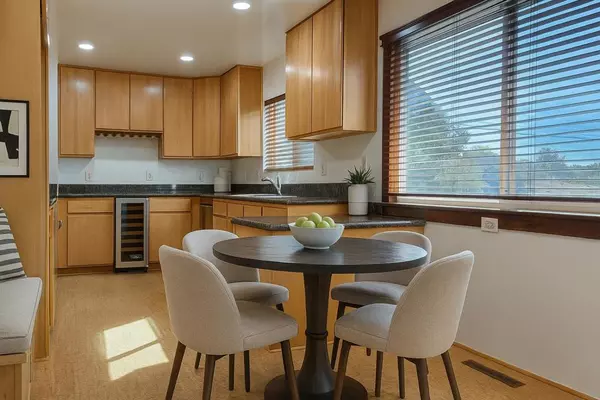 Pacific Grove, CA 93950,1113 Buena Vista AVE