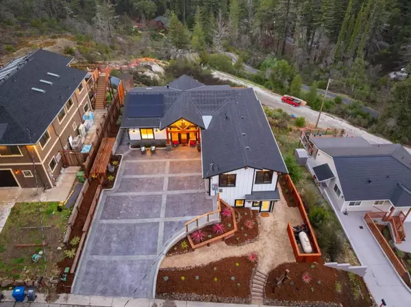 Boulder Creek, CA 95006,230 Fern Rock WAY