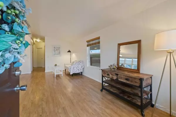 Watsonville, CA 95076,144 Holm RD