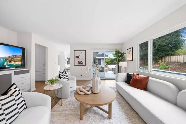 Saratoga, CA 95070,20742 Saint Joan CT