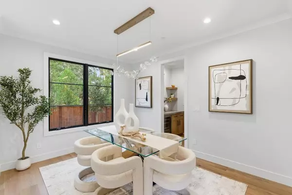 San Carlos, CA 94070,123 Dolton AVE