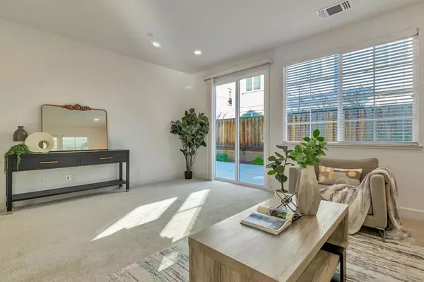 Fremont, CA 94555,5050 Bonanza DR