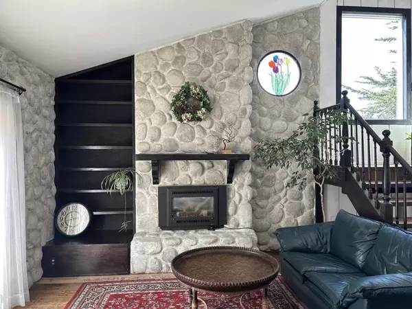 Marina, CA 93933,3242 3242 Coral WAY