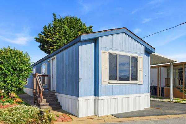 Salinas, CA 93906,55 San Juan Grade RD