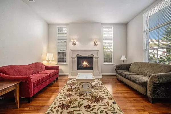 Antioch, CA 94531,1964 Finger Peak WAY