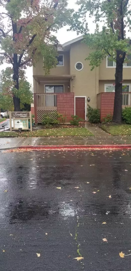 Campbell, CA 95008,38 E Latimer AVE