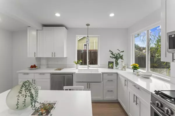 Brisbane, CA 94005,335 Monterey ST