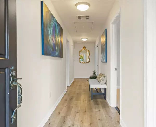 Aptos, CA 95003,619 Middlefield DR