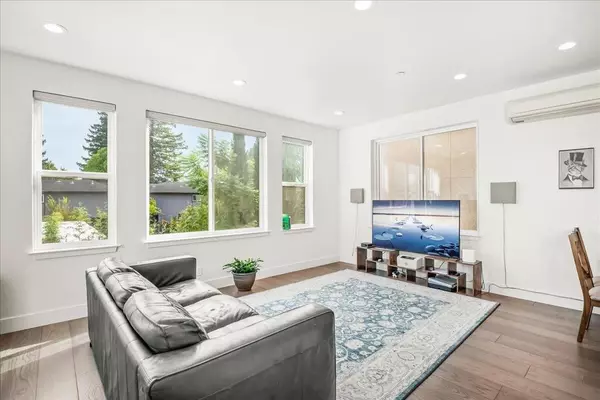 Campbell, CA 95008,202 W Rincon AVE