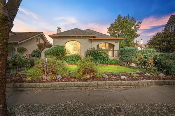 588 6th ST, Hollister, CA 95023