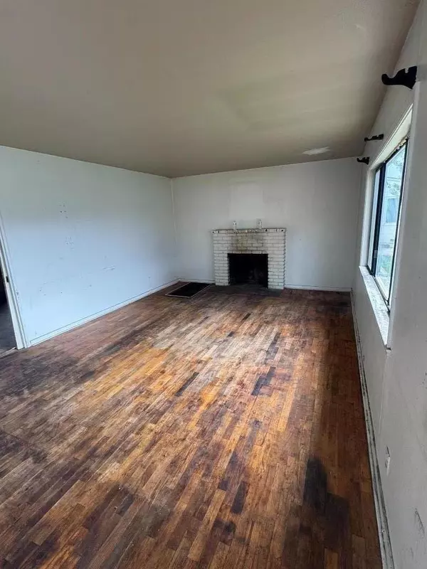 Salinas, CA 93905,61 Beverly DR