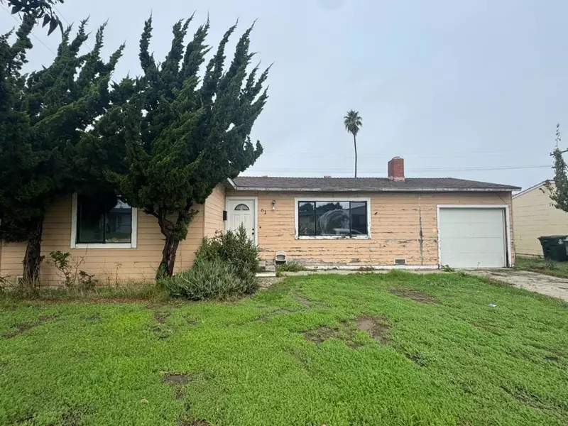 61 Beverly DR, Salinas, CA 93905