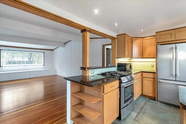 Orinda, CA 94563,18 Monte Vista RD