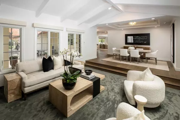 Los Altos Hills, CA 94024,11637 Rebecca LN