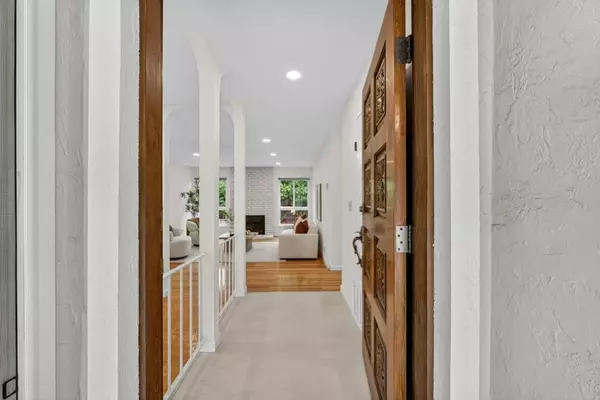 Sunnyvale, CA 94087,1227 Sargent DR