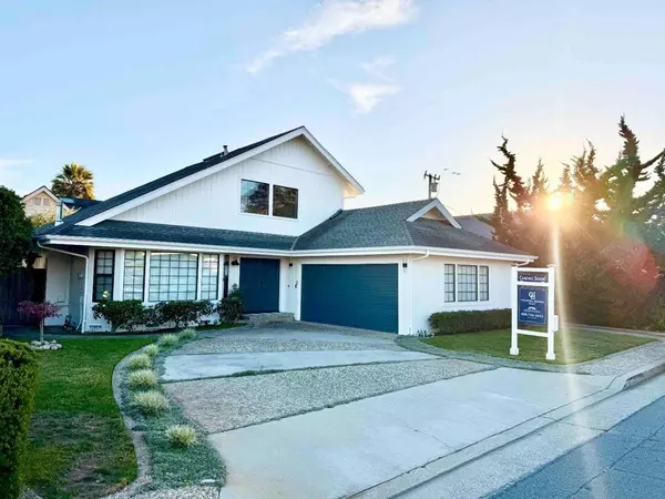 4730 Garnet ST, Capitola, CA 95010