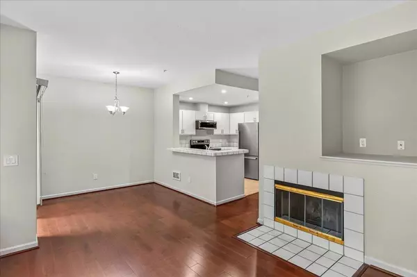 Redwood City, CA 94063,1253 Warren ST