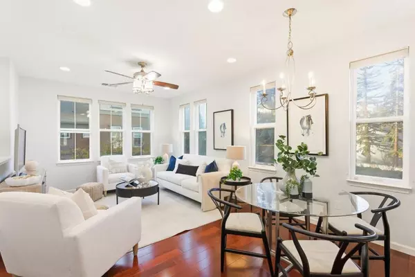 203 Peppermint Tree TER #8, Sunnyvale, CA 94086