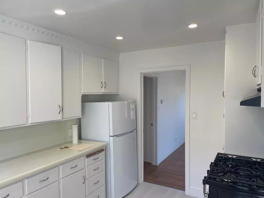 San Carlos, CA 94070,1172 Elm ST