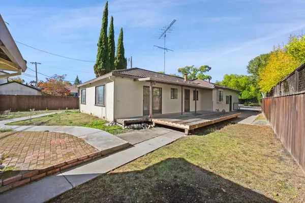 Palo Alto, CA 94303,2691 Marshall DR