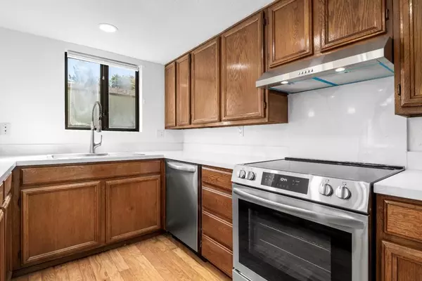 Aptos, CA 95003,8 Seacliff DR