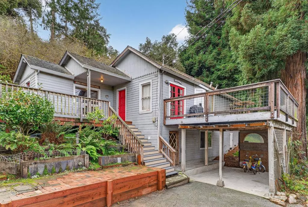 Watsonville, CA 95076,885 Larkin Valley RD