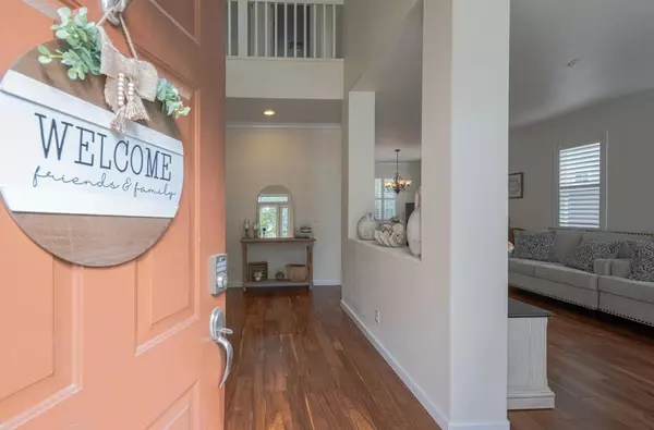 Salinas, CA 93906,1818 Lancashire DR