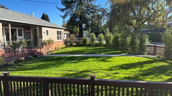 San Mateo, CA 94403,2105 Stratford WAY