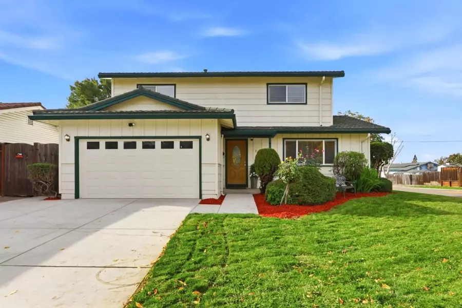 2045 Treewood LN, San Jose, CA 95132