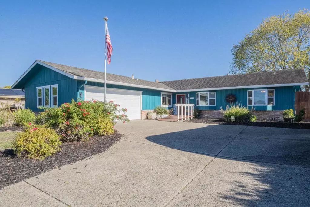 Salinas, CA 93907,9919 Mimosa