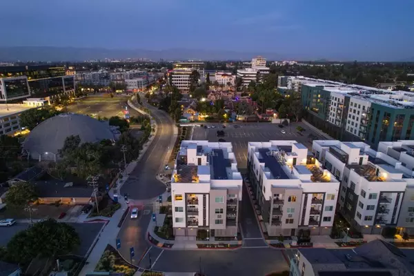 San Jose, CA 95117,3207 Mallard CT #401