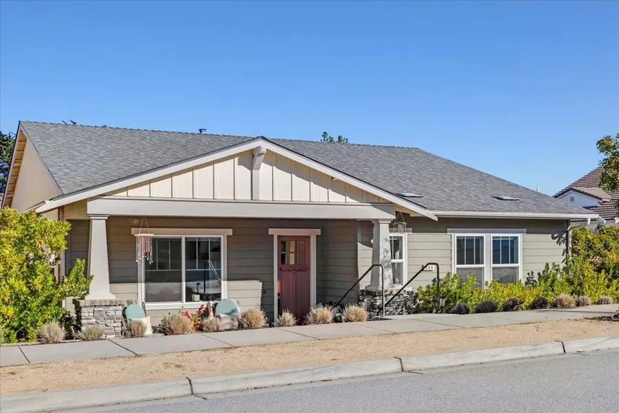 604 Matterhorn CT, Marina, CA 93933