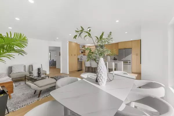 San Francisco, CA 94116,4632 Ulloa ST