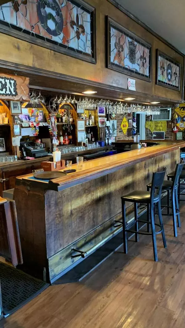 Sonora, CA 95370,1183 1183 Mono WAY